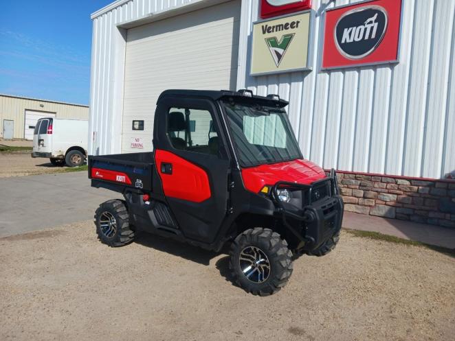 Kioti K9 2400 Cab